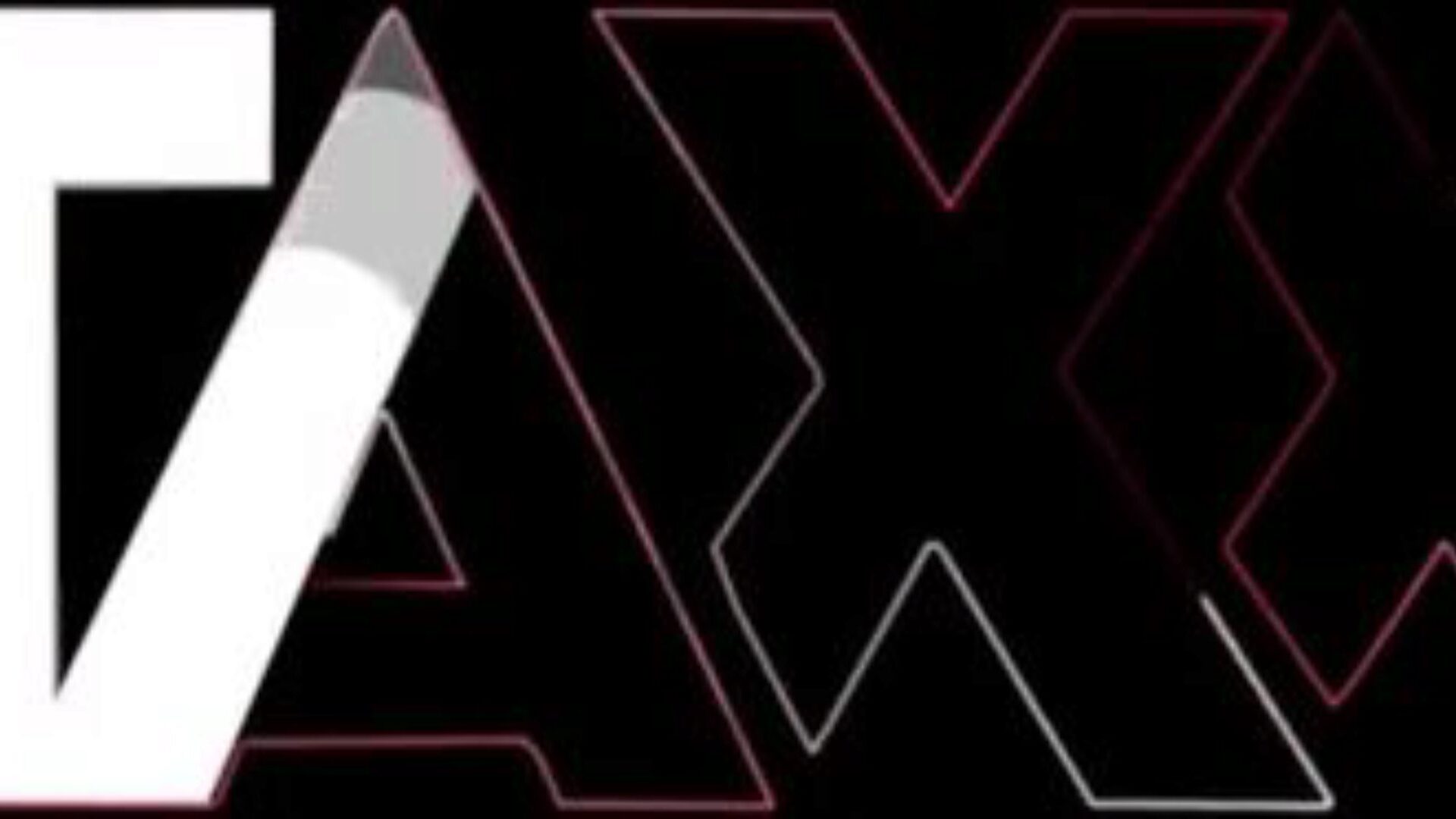 Blonde MILF Rachel Love has superb tits